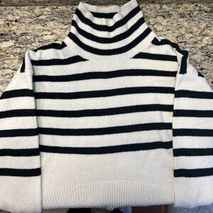 A New Day Size M Black/White Stripped Sweater